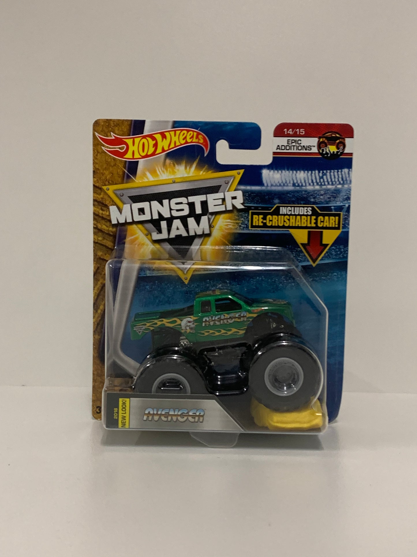 Avenger (Green) 1:64 w/ RE- Crushable Car, Hot Wheels/Monster Jam