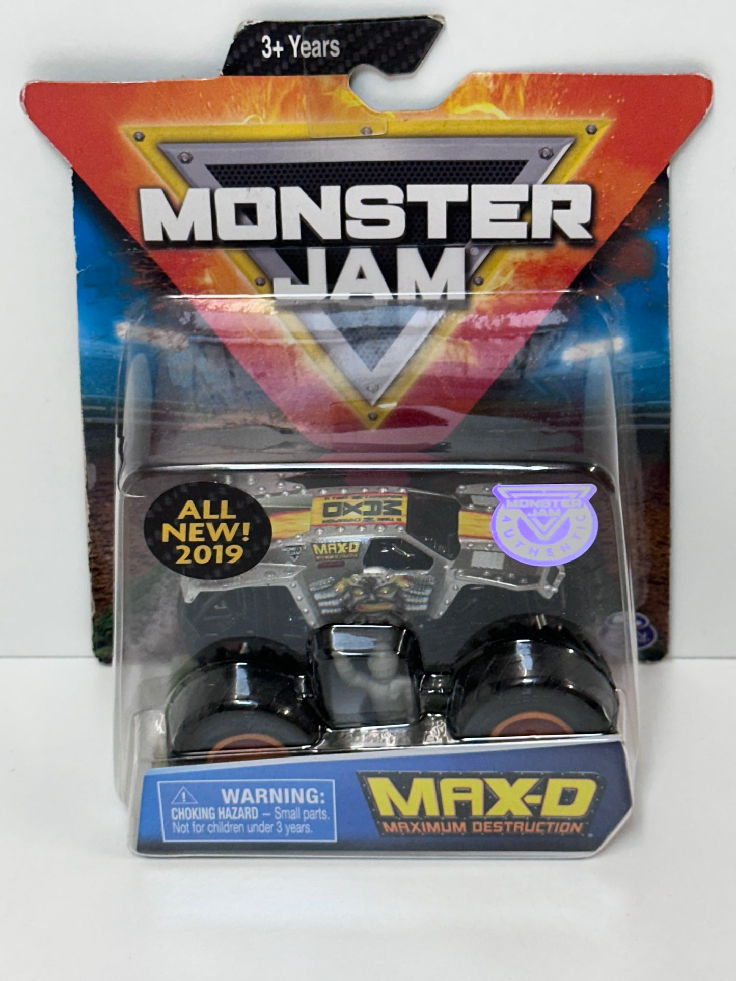 Max-D w/figure, 1:64