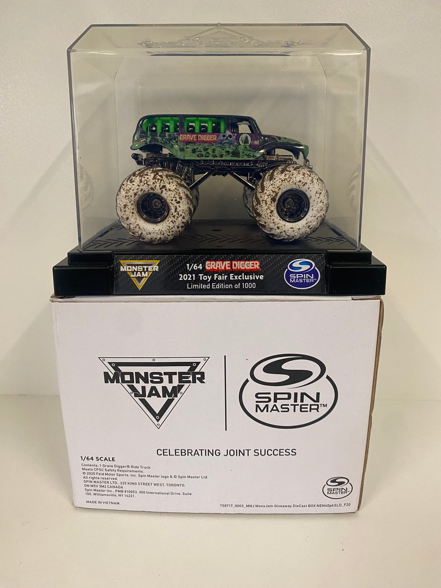 Grave Digger Ride Truck, 2021, Toy Fair Exclusive, 1 of 1000, 1:64