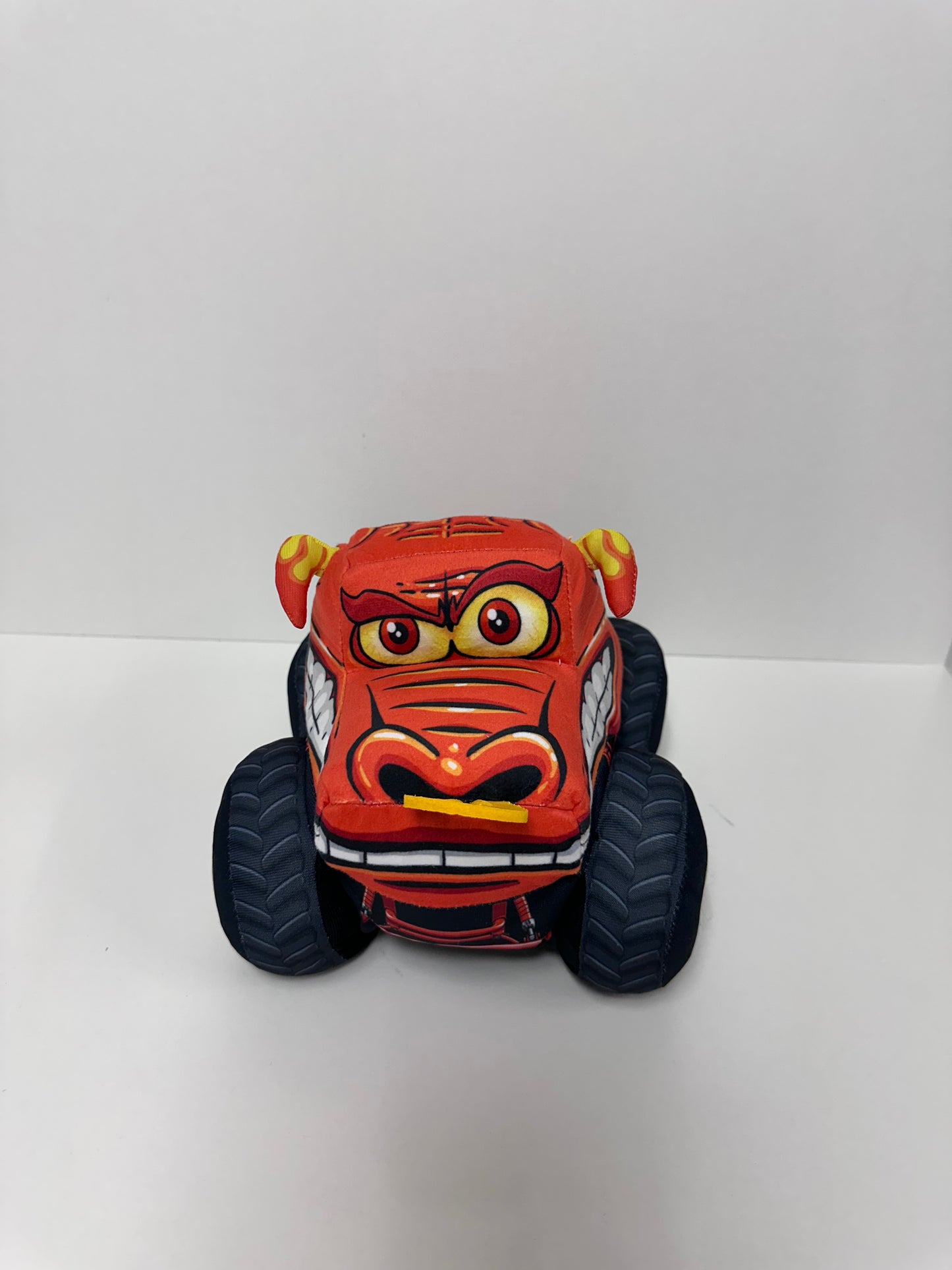 El Toro Loco Truckin' Pal