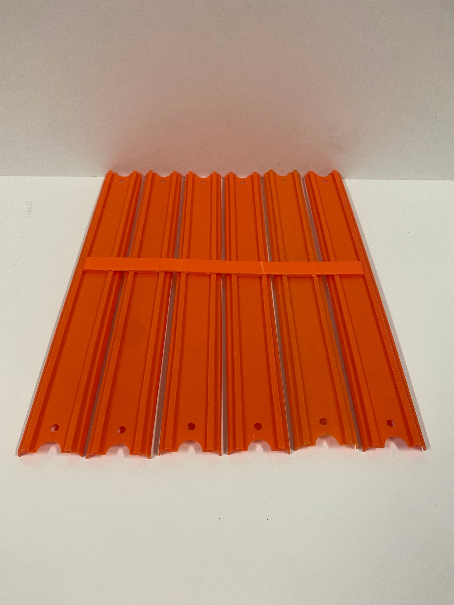 6 lane track joiner - 5 pack (Hot Wheels 6-Lane track Clip on)