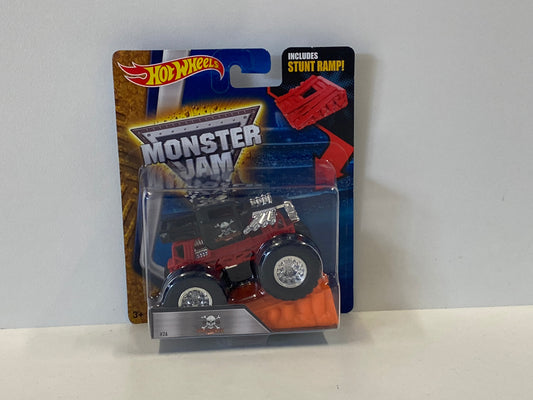 Bone Shaker, 1:64 w/Stunt Ramp, Hot Wheels/Monster Jam