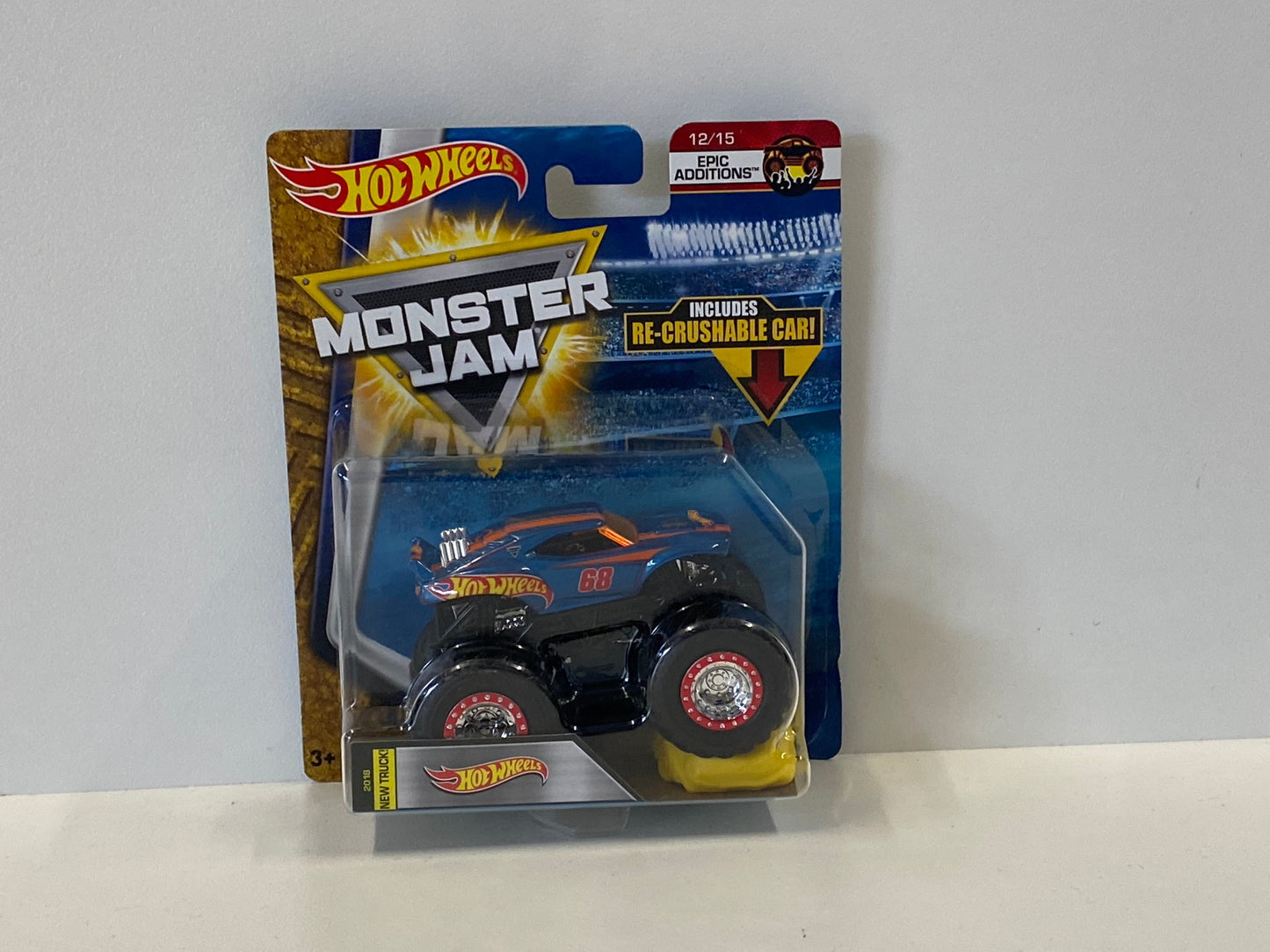 Hot Wheels 1:64 w/ RE- Crushable Car, Hot Wheels/Monster Jam