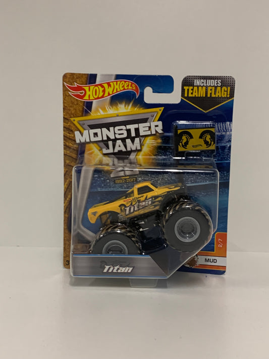 Titan 1:64 (Yellow) w/Team Flag, Hot Wheels/Monster Jam